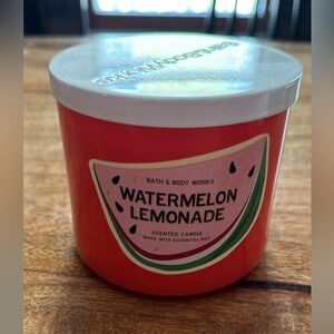 Bath and body works candle
